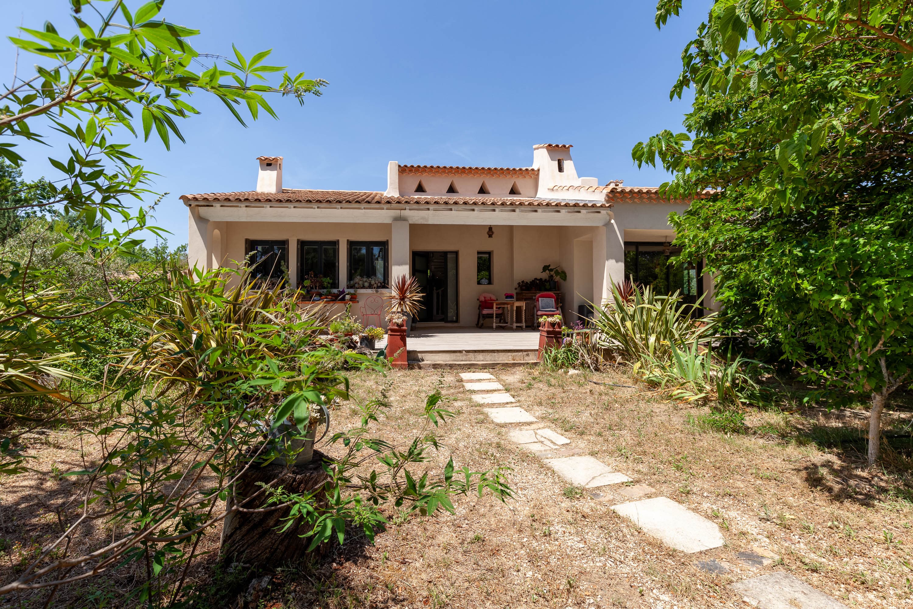 Cucuron property in an exceptional setting - Route de Villelaure_STONE INVESTMENT__MG_1853-HDR.jpg