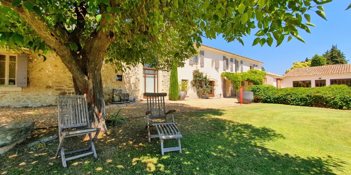 Maison spacieuse du XIXème siècle proche de l'Isle-sur-la-Sorgue